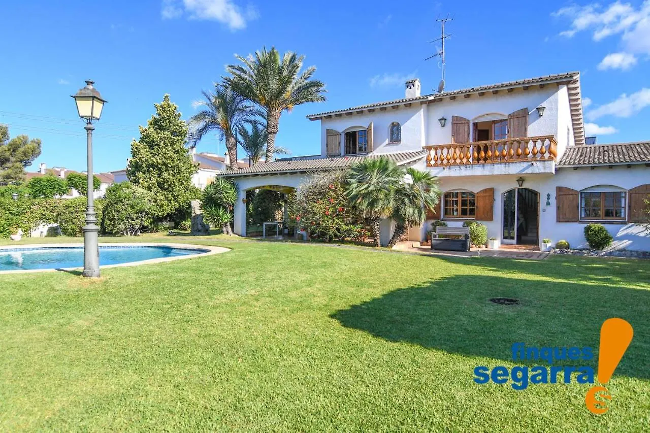 Villa Maite Roda de Bará 0*,  Spanien