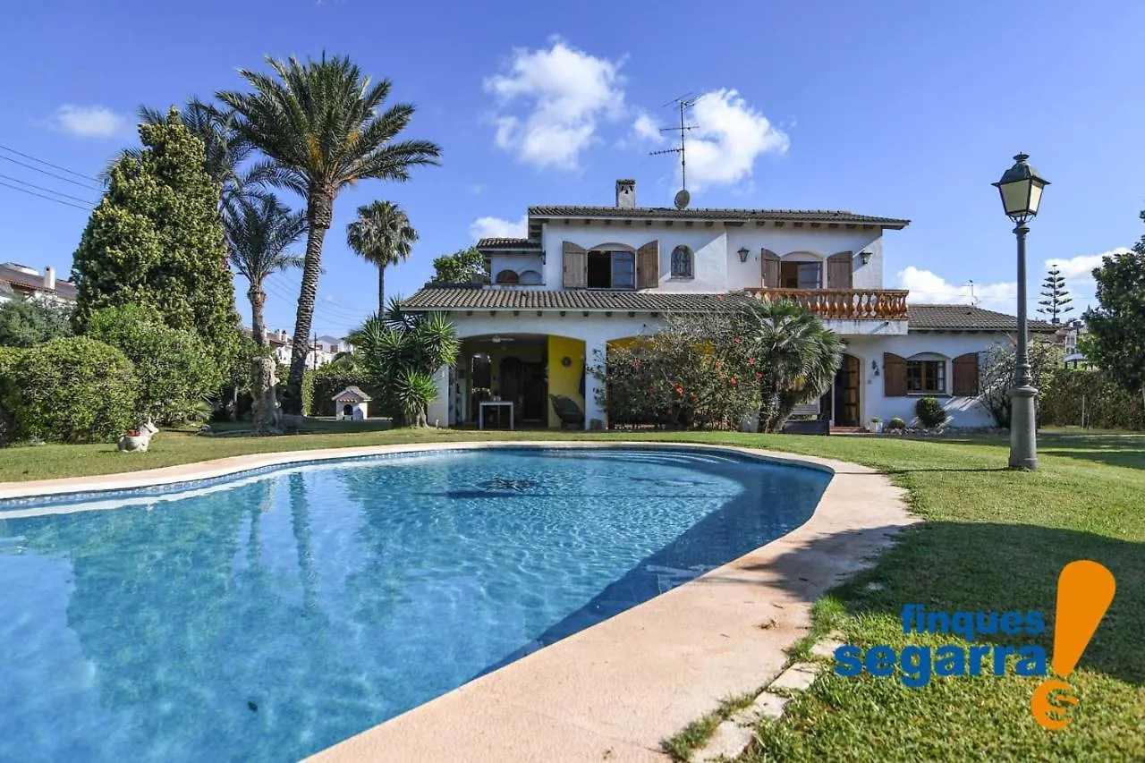 Villa Maite Roda de Bará Spanien